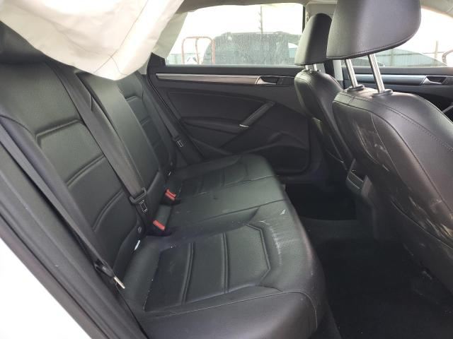 1VWDT7A36HC054467 Volkswagen PASSAT R-L