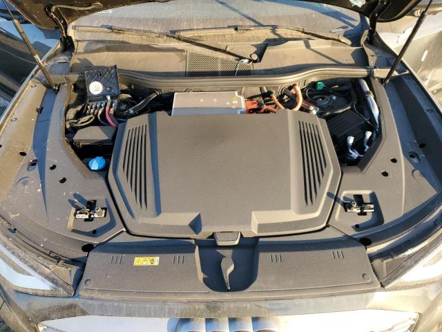 WA15AAGE9RB043046 Audi Q8
