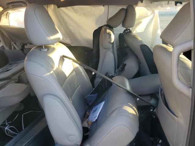 5TDYK3DC6GS691111 Toyota SIENNA XLE