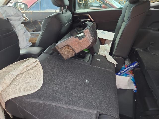 JA4J3UA84NZ085087 Mitsubishi Outlander