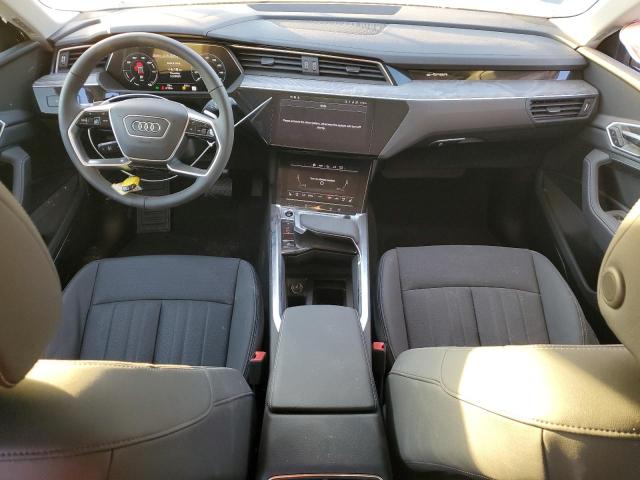 WA15AAGE9RB043046 Audi Q8
