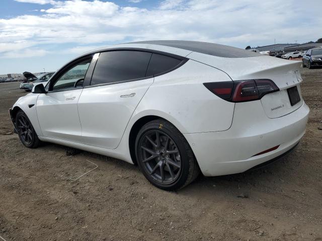 5YJ3E1EB2NF180959 Tesla 2022