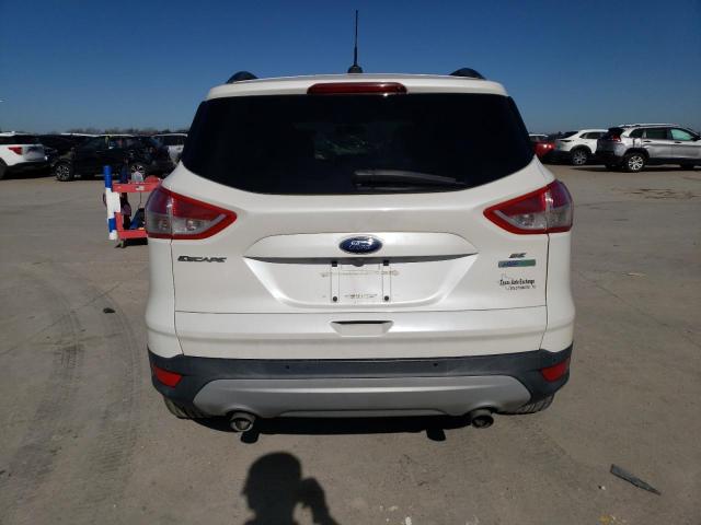 1FMCU0GX2EUD87179 Ford ESCAPE SE