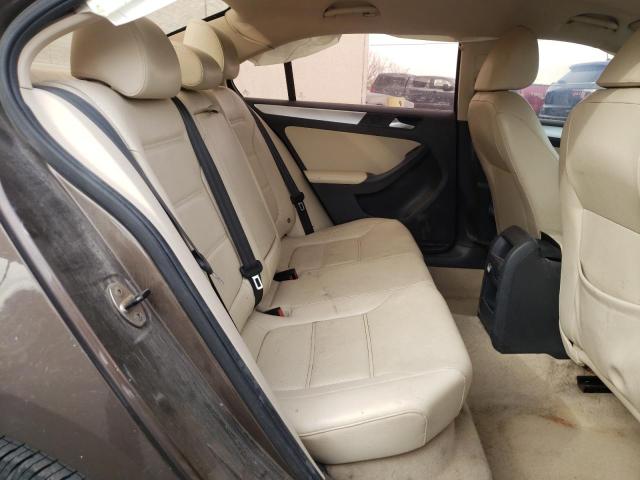 3VWD07AJ2EM324439 Volkswagen JETTA SE