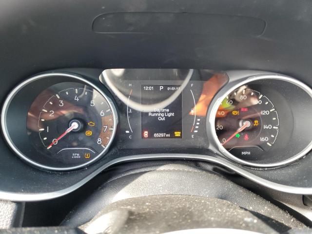 3C4NJDBB8JT350568 Jeep Compass Latitude
