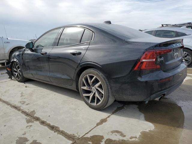 7JR102FK6KG016885 Volvo S60 T5 Momentum