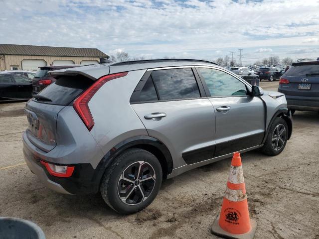 KNDCT3LE8P5037663 KIA NIRO SX