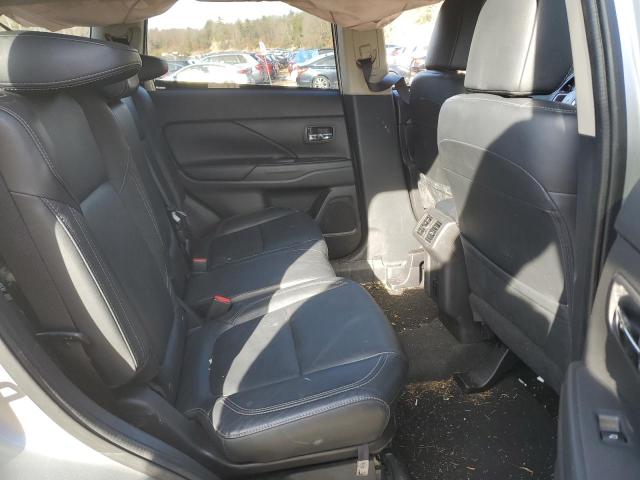 JA4AZ3A37LZ037996 Mitsubishi Outlander Se
