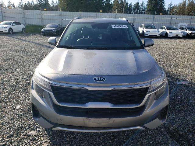 KNDEUCAA8M7101593 KIA SELTOS S