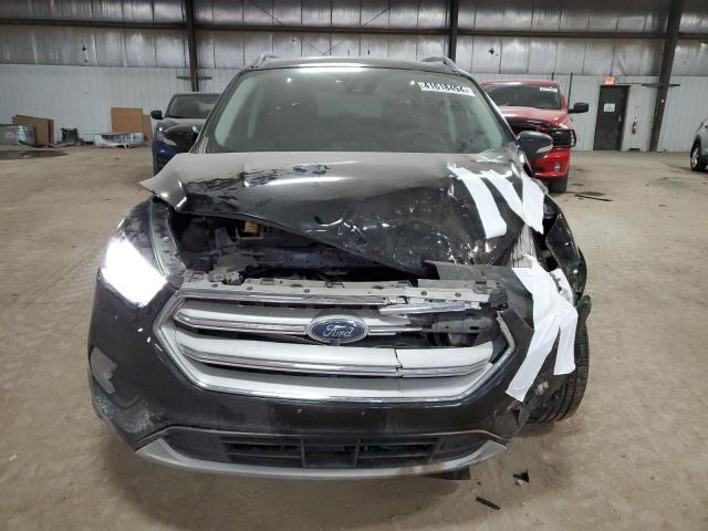 1FMCU9J95JUA03226 Ford Escape Titanium