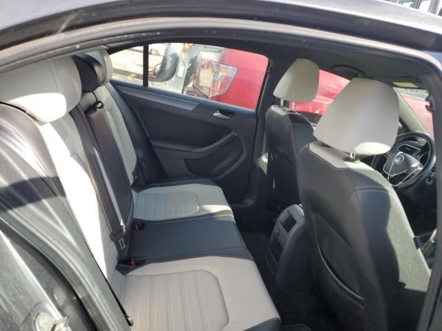 3VWD17AJ0GM244962 Volkswagen Jetta Sport
