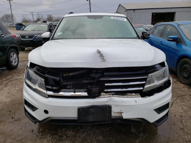 3VV2B7AX5JM059133 Volkswagen TIGUAN SE