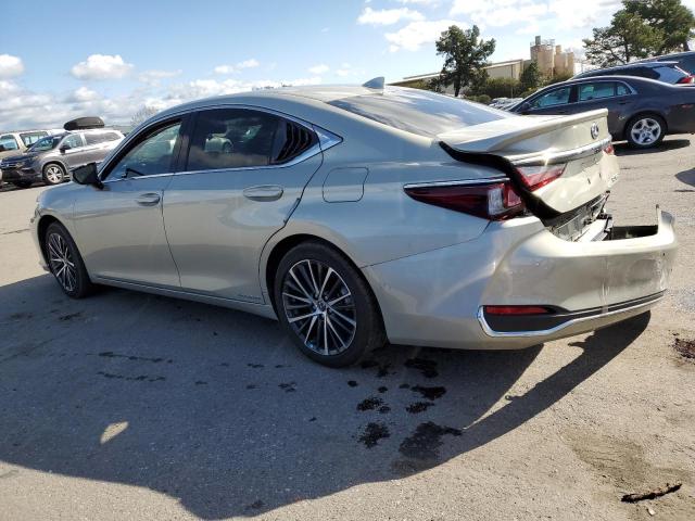 58ADA1C18NU019943 Lexus Es 300h Base