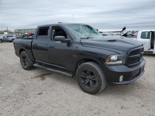 1C6RR7MTXJS267489 RAM 1500 Sport