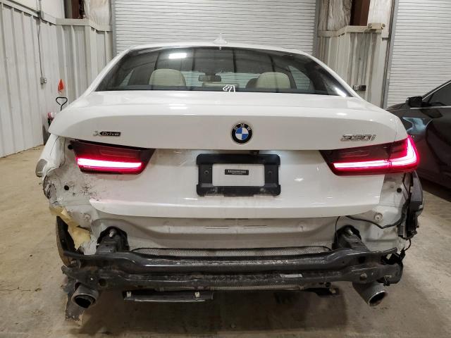 WBA5R7C51KAJ85102 BMW 330XI