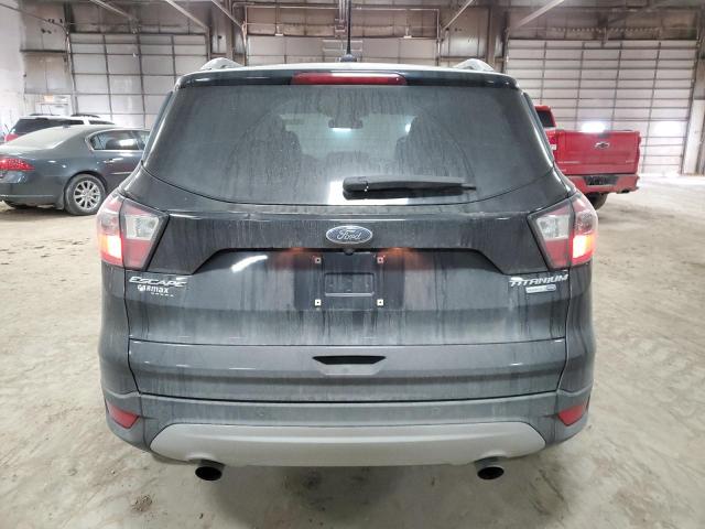 1FMCU9J95JUA03226 Ford Escape Titanium