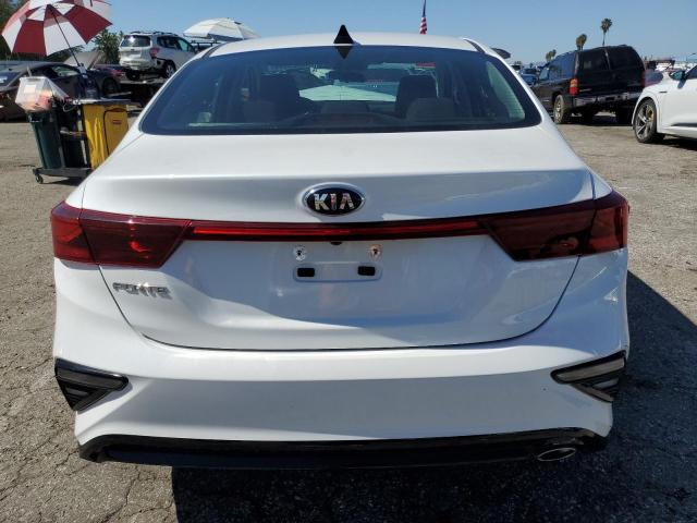 3KPF24ADXME403297 KIA FORTE FE