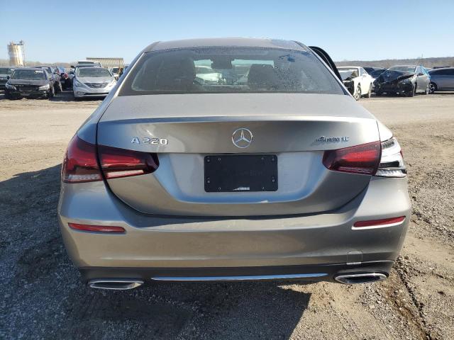 WDD3G4FB1KW035161 Mercedes-Benz A 220 4matic