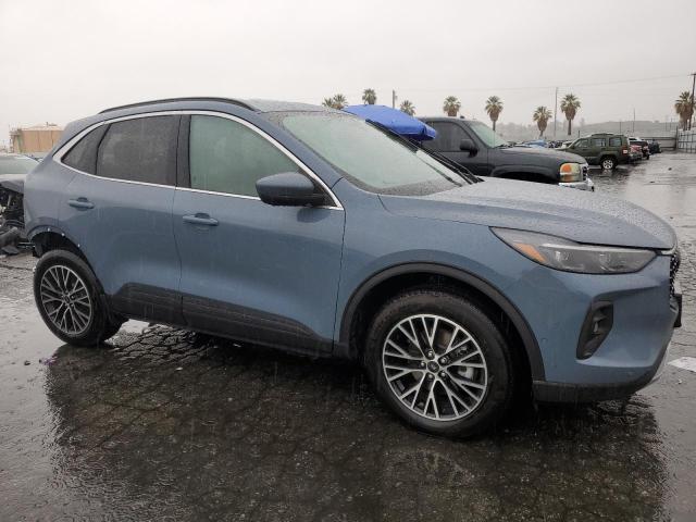 1FMCU0E13PUA29252 Ford ESCAPE