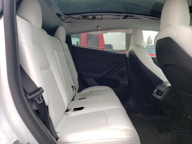 7SAYGDEE1NF517670 Tesla Model Y