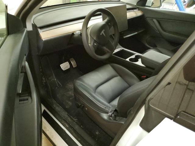 7SAYGDEF8NF372779 Tesla Model Y