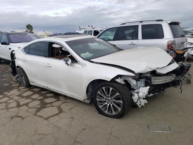 58ADA1C15MU010275 Lexus ES 300H