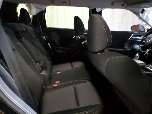 JA4J3TA8XNZ015006 Mitsubishi Outlander Es