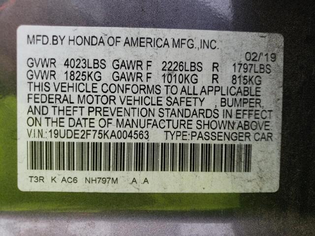 19UDE2F75KA004563 Acura Ilx Premium