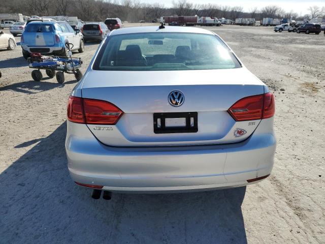 3VWD07AJXEM293232 Volkswagen JETTA SE