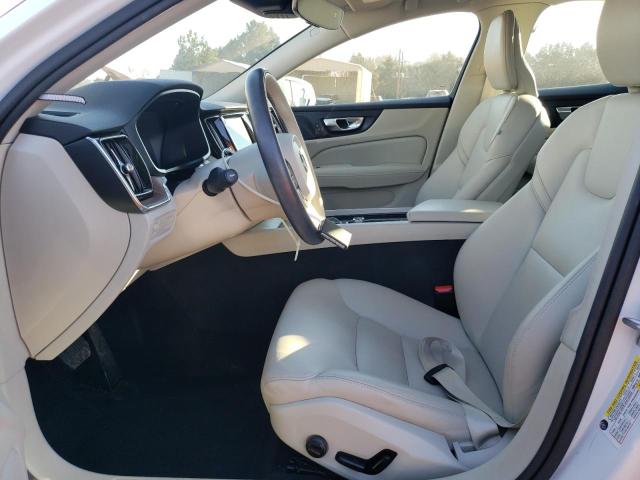 7JR102FK1LG045213 Volvo S60 T5 Momentum