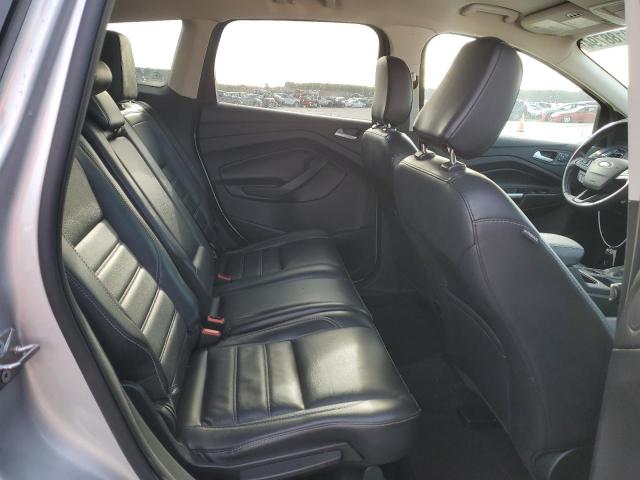 1FMCU9J98KUC32727 Ford Escape Titanium