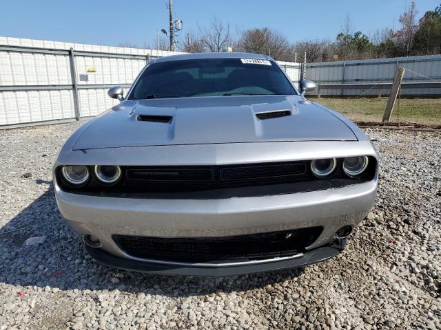 2C3CDZAG9GH323118 Dodge Challenger Sxt