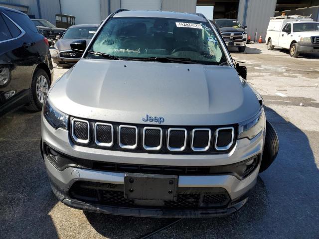 3C4NJCBB1NT156285 Jeep Compass Latitude