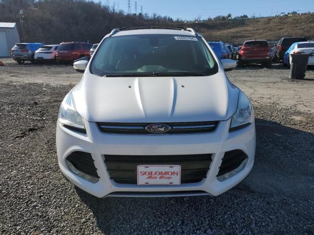 1FMCU9J95EUA44090 Ford Escape Titanium