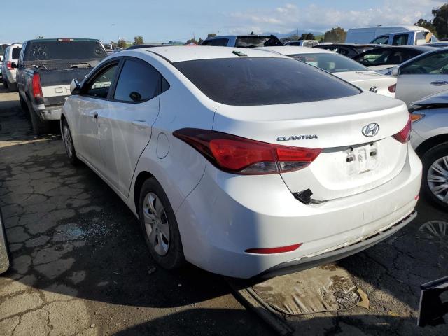 5NPDH4AE9GH765037 Hyundai ELANTRA SE