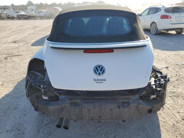 3VW517AT4FM809136 Volkswagen Beetle 1.8t