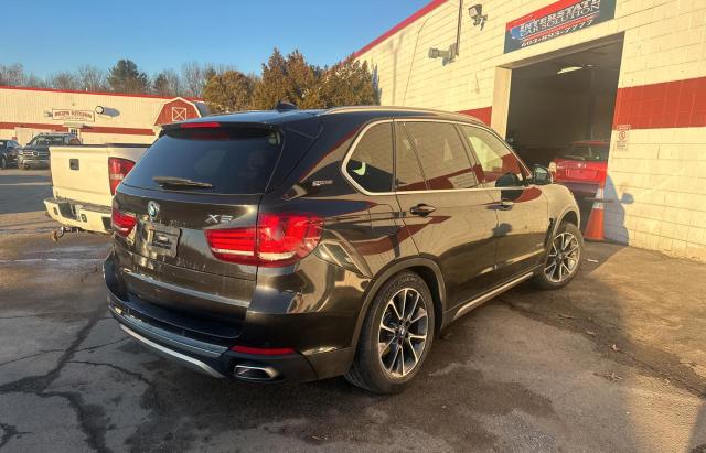 5UXKT0C5XJ0W00709 BMW X5 Xdr40e