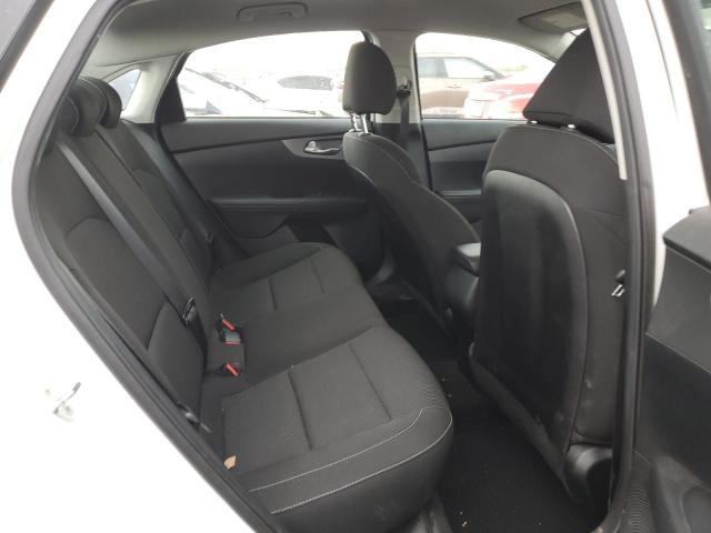 3KPF24AD1ME359349 KIA FORTE FE