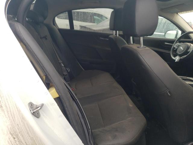 SAJAD4FX1JCP35110 Jaguar XE PREMIUM