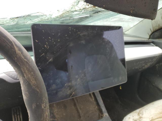 5YJ3E1EC4MF850700 Tesla MODEL 3