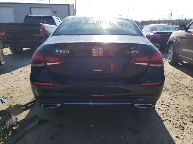WDD3G4FB3KW035128 Mercedes-Benz A 220 4matic