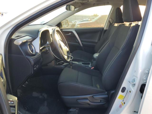 Toyota Rav4 Xle 2017 JTMWFREV4HD101404 Image 7