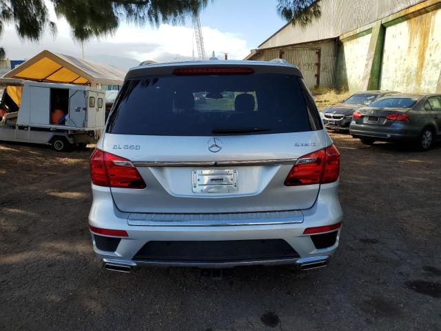 4JGDF7DE1EA413735 Mercedes-Benz Gl 550 4matic