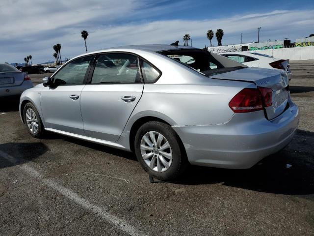 1VWAT7A35FC049986 Volkswagen PASSAT S