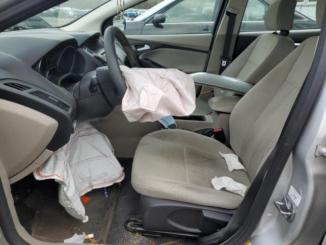 1FADP3K28FL283712 Ford FOCUS SE