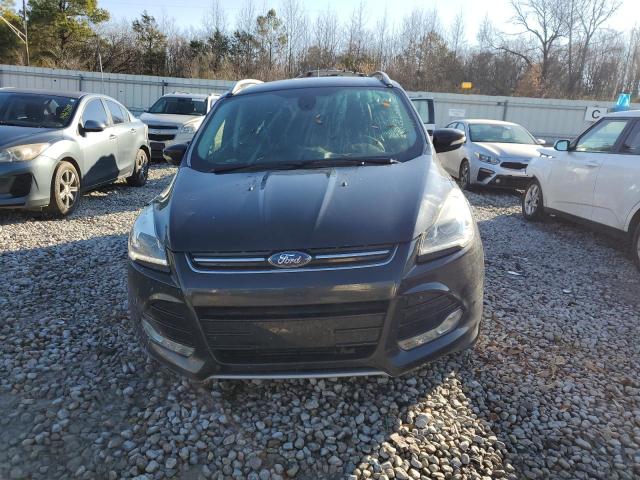 1FMCU0J96EUD08025 Ford Escape Titanium
