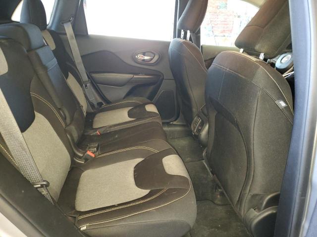 1C4PJLCB7EW126466 Jeep Cherokee Latitude
