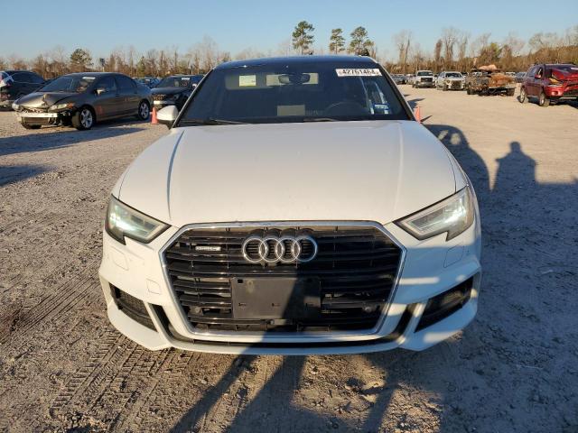 WAUJ8GFF8H1010702 Audi A3 Premium Plus