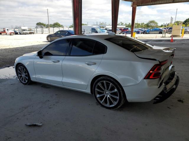 7JR102FK2LG030977 Volvo S60 T5 Momentum