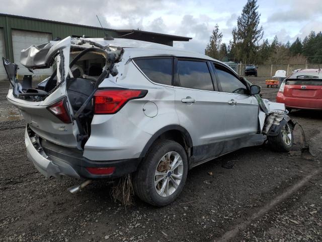 1FMCU9GD2KUA21387 Ford ESCAPE SE